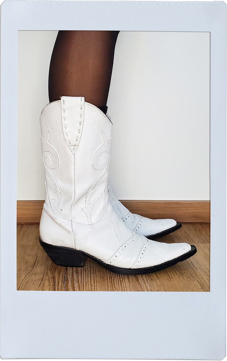 White Cowgirl Boots - Sibil