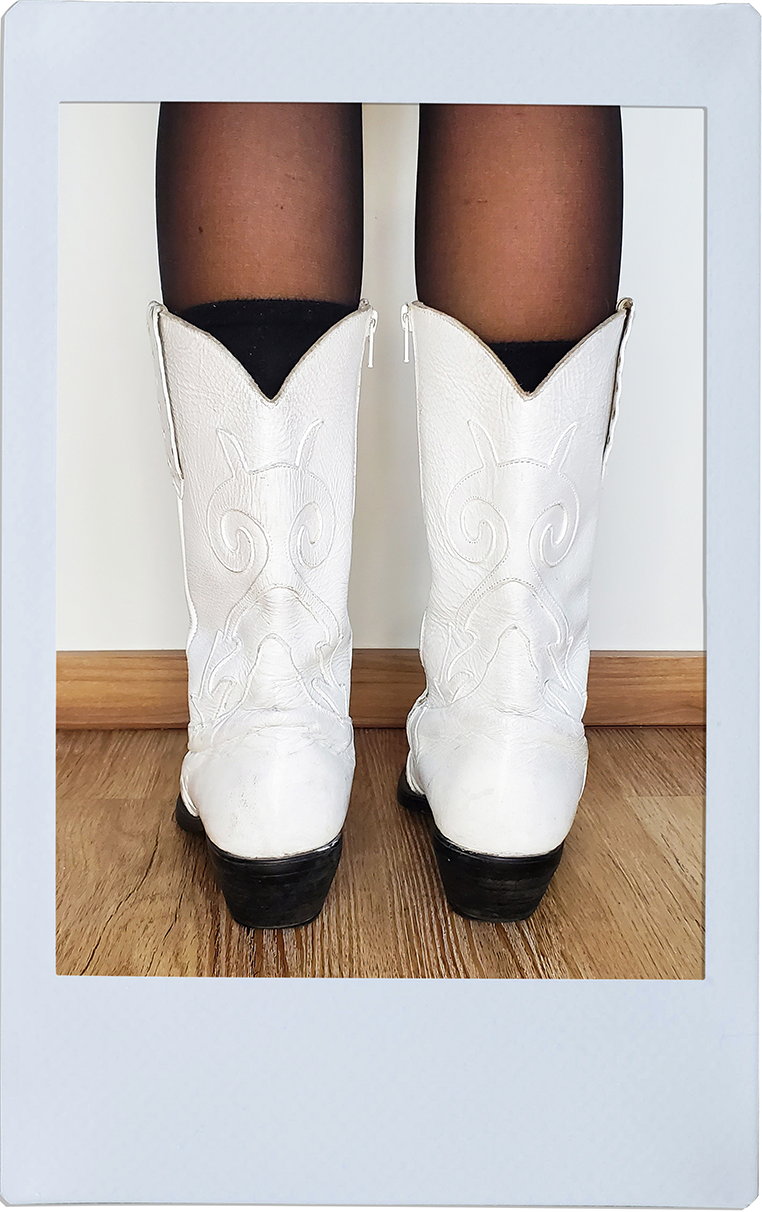 White Cowgirl Boots - Sibil